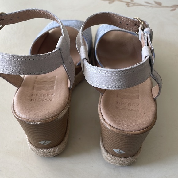 Sperry wedges size 11 - Picture 7 of 11